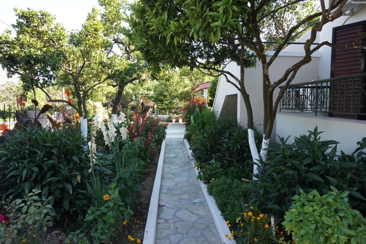 Villa Nikolaou Parga Buitenkant foto