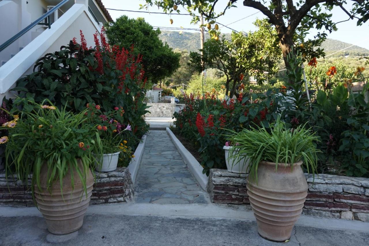 Villa Nikolaou Parga Buitenkant foto