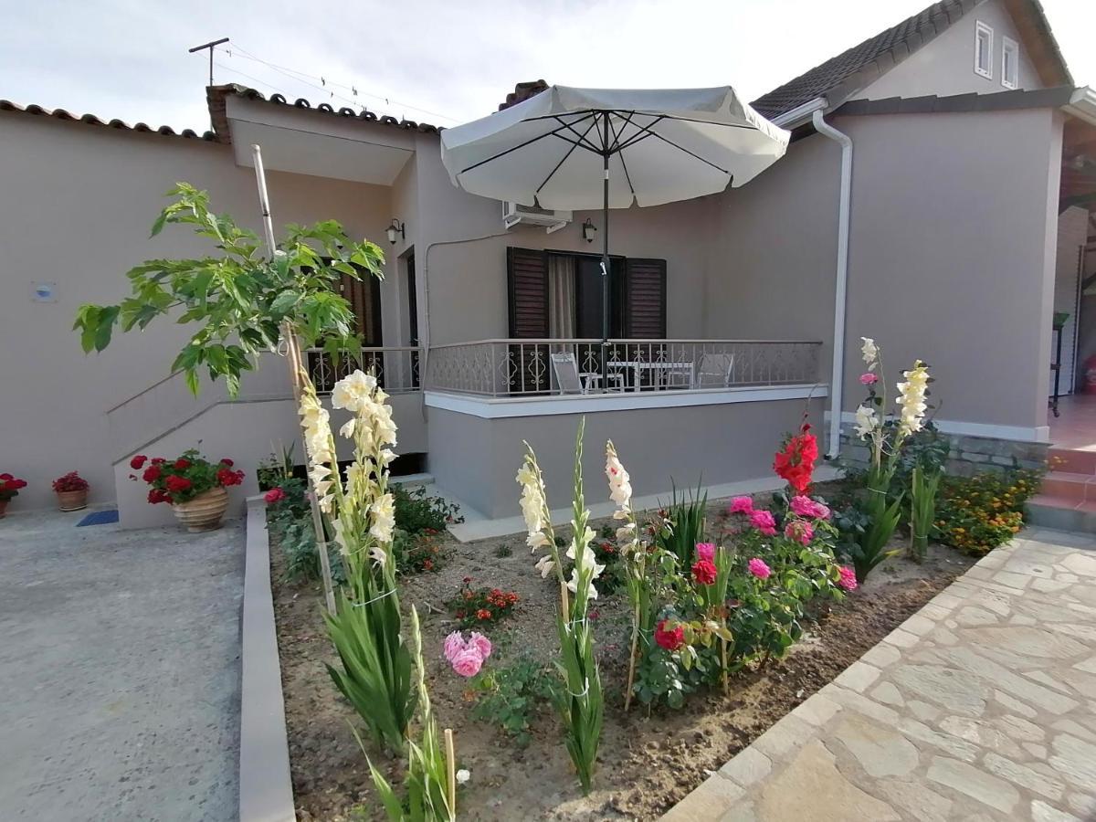 Villa Nikolaou Parga Buitenkant foto