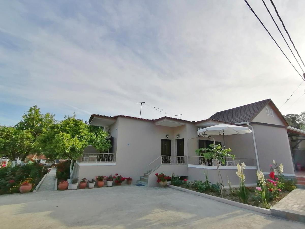 Villa Nikolaou Parga Buitenkant foto