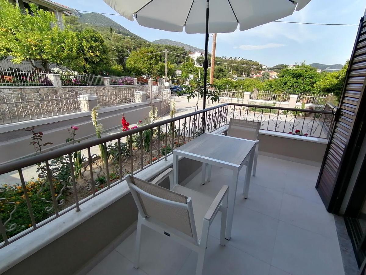 Villa Nikolaou Parga Buitenkant foto