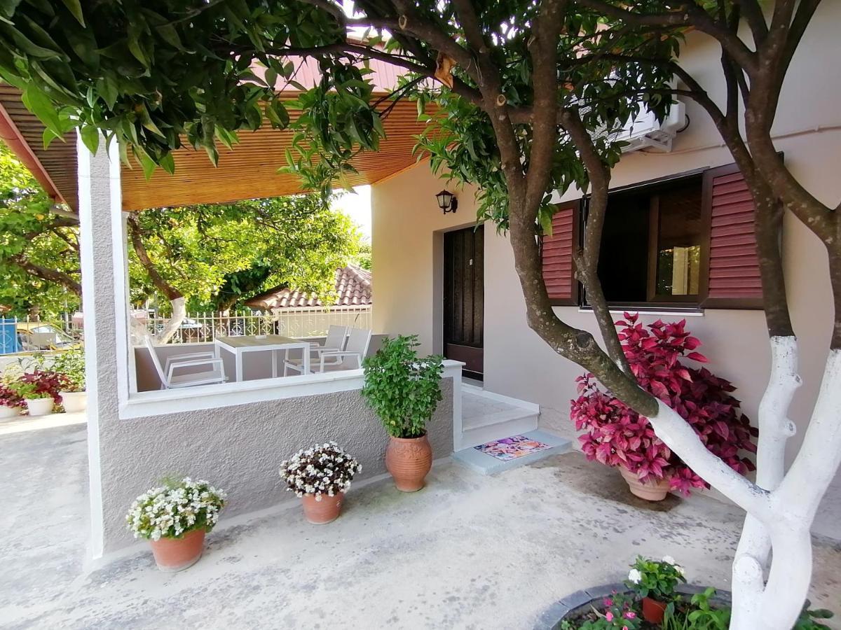 Villa Nikolaou Parga Buitenkant foto
