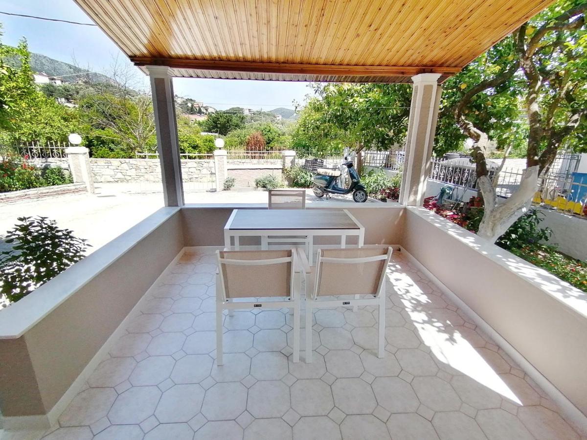 Villa Nikolaou Parga Buitenkant foto